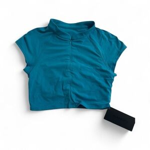 Alphalete Vibrant Blue X-Small Top